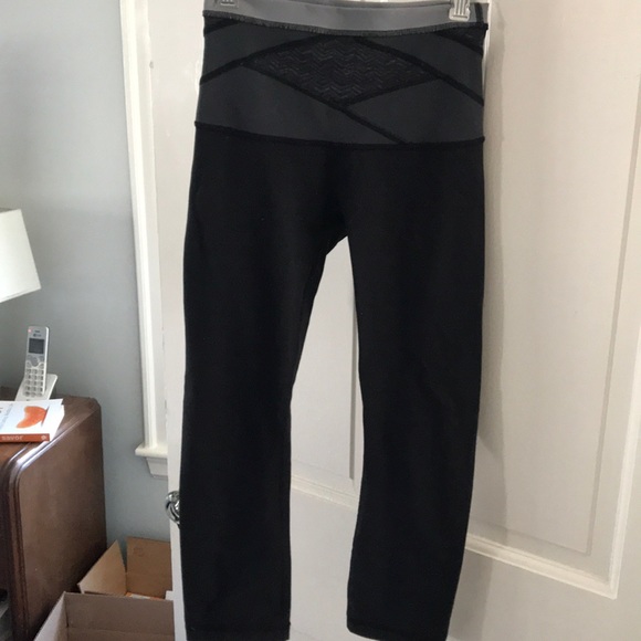 lululemon athletica Pants - cropped Lululemon leggings